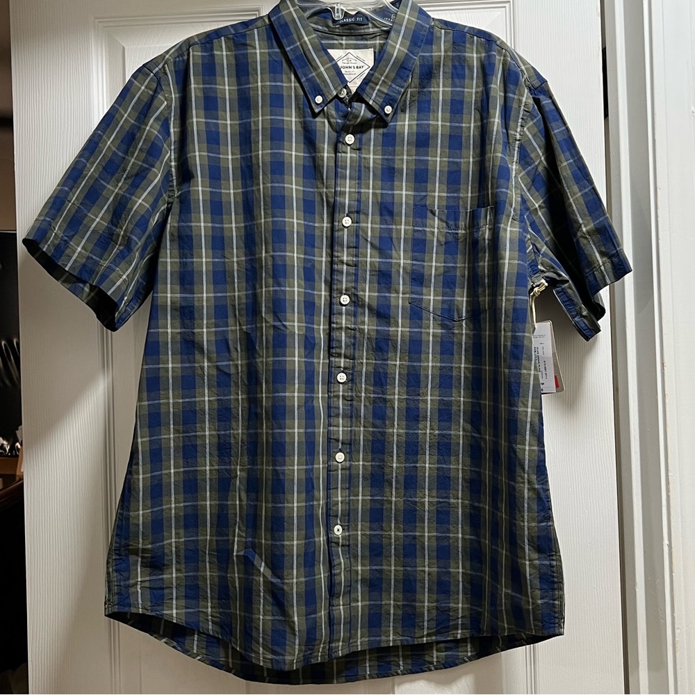 St. John’s Bay Men’s Legacy Poplin Shirt